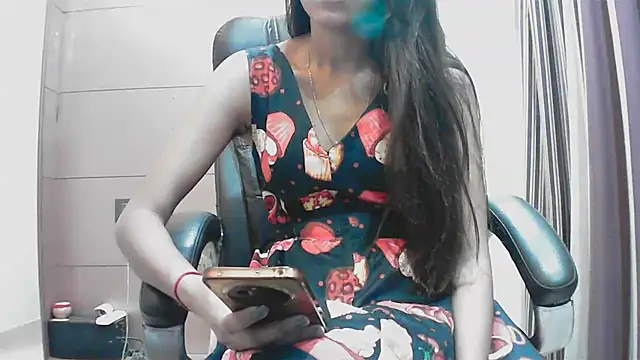 collage hoty online show from 10-11-25, 04:38