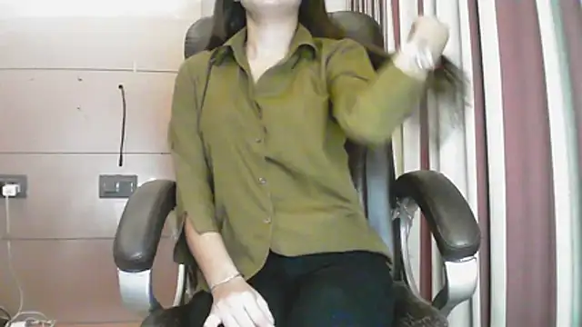 Snapshot of collage_hoty chatting on 11-28-25, 11:18 collage hoty online show from 11-28-25, 11:18