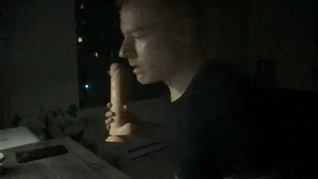 Snapshot of Gingerbushguy chatting on 02-02-25, 10:57 Gingerbushguy online show from 02-02-25, 10:57