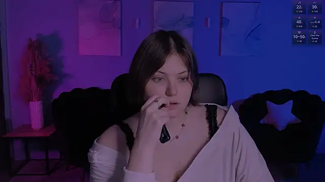 nikole kitt online show from 04-21-26, 02:51