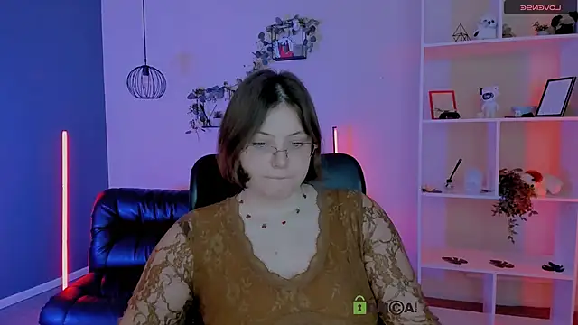 Snapshot of nikole_kitt chatting on 05-05-26, 07:00 nikole kitt online show from 05-05-26, 07:00