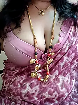 gaurika18 online show from 03-10-25, 05:43