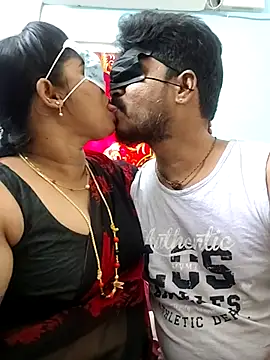 gaurika18 online show from 07-21-26, 04:48