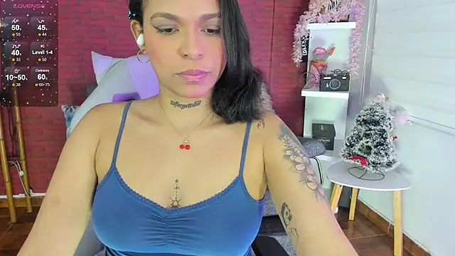 Snapshot of samantha_simur chatting on 12-27-24, 05:09 samantha simur online show from 12-27-24, 05:09