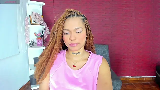 Snapshot of samantha_simur chatting on 02-04-25, 03:33 samantha simur online show from 02-04-25, 03:33