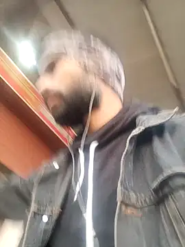 Snapshot of anjy_ chatting on 12-11-24, 11:51 anjy online show from 12-11-24, 11:51