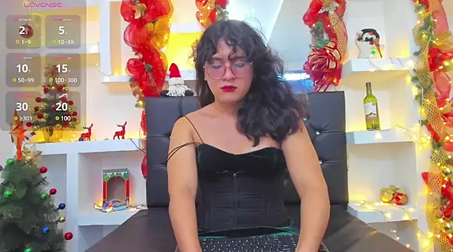 Snapshot of Elith_Berry69 chatting on 12-19-24, 08:23 Elith Berry69 online show from 12-19-24, 08:23