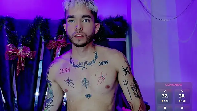 AliceandMax online show from 01-06-25, 05:06