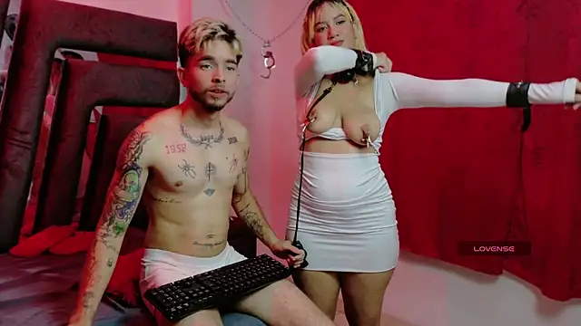 Snapshot of AliceandMax chatting on 03-06-25, 05:54 AliceandMax online show from 03-06-25, 05:54