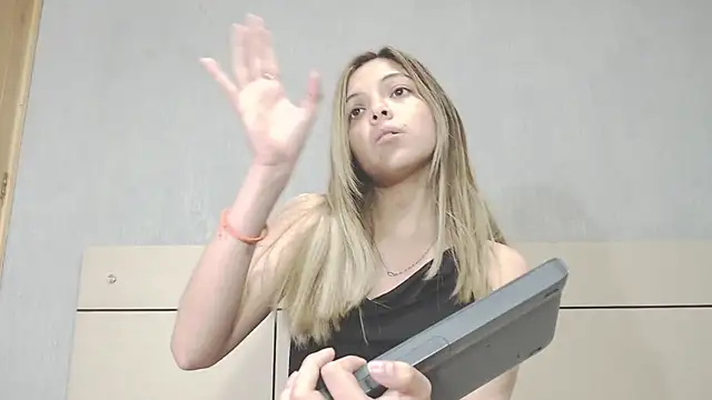 andreau18 online show from 12-14-24, 09:02