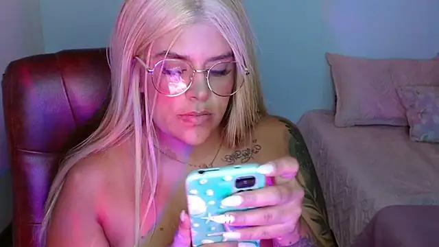 SofiaaCortes online show from 03-17-25, 02:19