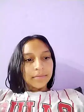 Snapshot of emma_ambar chatting on 01-06-25, 01:42 emma ambar online show from 01-06-25, 01:42