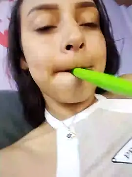 Snapshot of emma_ambar chatting on 02-20-25, 04:28 emma ambar online show from 02-20-25, 04:28