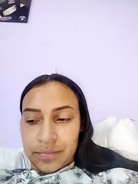 Snapshot of emma_ambar chatting on 03-22-25, 06:11 emma ambar online show from 03-22-25, 06:11