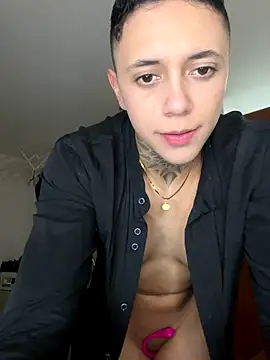 Snapshot of _PhillipBrown chatting on 12-03-24, 09:34 PhillipBrown online show from 12-03-24, 09:34