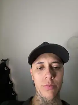 Snapshot of _PhillipBrown chatting on 12-09-24, 09:05 PhillipBrown online show from 12-09-24, 09:05