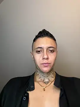 Snapshot of _PhillipBrown chatting on 02-23-25, 01:24 PhillipBrown online show from 02-23-25, 01:24