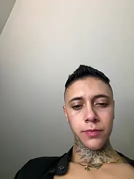 Snapshot of _PhillipBrown chatting on 03-03-25, 10:52 PhillipBrown online show from 03-03-25, 10:52