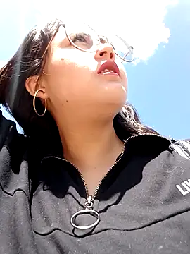 lara moon25 online show from 12-10-24, 03:01