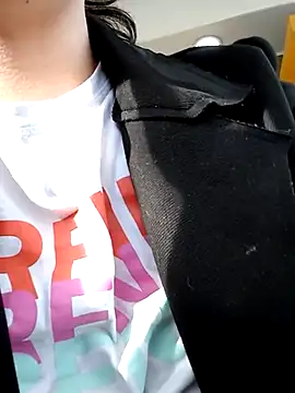 lara moon25 online show from 03-20-25, 05:47