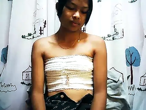 Snapshot of Rakonalie chatting on 12-14-24, 06:13 Rakonalie online show from 12-14-24, 06:13