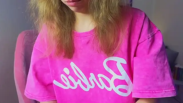 Lill Mary online show from 01-15-25, 03:22