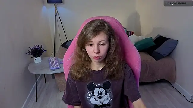 Lill Mary online show from 02-19-25, 06:00