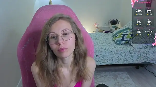 Lill Mary online show from 09-10-25, 02:11