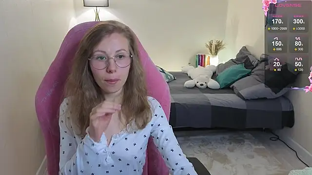 Lill Mary online show from 10-06-25, 01:47