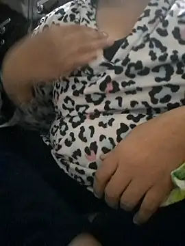 Snapshot of Bbw_Juice_Wife chatting on 12-12-24, 03:54 Bbw Juice Wife online show from 12-12-24, 03:54