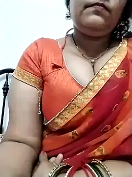 Snapshot of Nyra-23 chatting on 01-06-25, 11:40 Nyra-23 online show from 01-06-25, 11:40