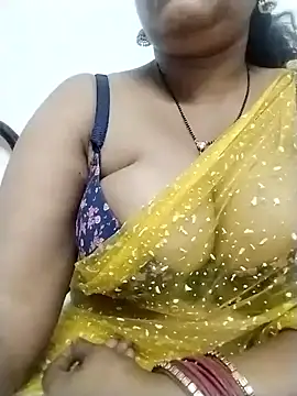 Snapshot of Nyra-23 chatting on 01-12-25, 01:48 Nyra-23 online show from 01-12-25, 01:48