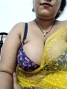 Snapshot of Nyra-23 chatting on 01-21-25, 11:13 Nyra-23 online show from 01-21-25, 11:13