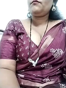 Snapshot of Nyra-23 chatting on 02-08-25, 11:22 Nyra-23 online show from 02-08-25, 11:22