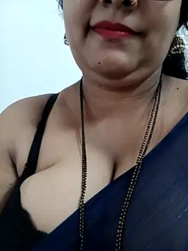 Snapshot of Nyra-23 chatting on 09-17-25, 09:00 Nyra-23 online show from 09-17-25, 09:00