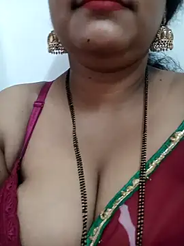 Snapshot of Nyra-23 chatting on 10-11-25, 07:40 Nyra-23 online show from 10-11-25, 07:40