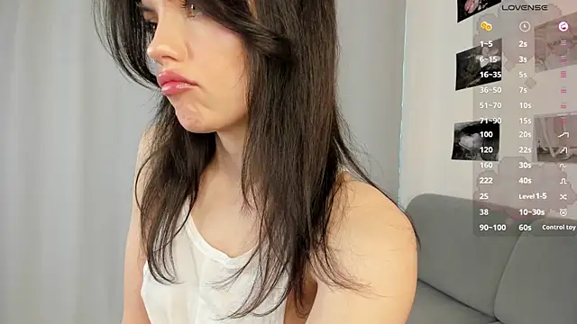 SofiaSimons online show from 02-24-25, 03:44