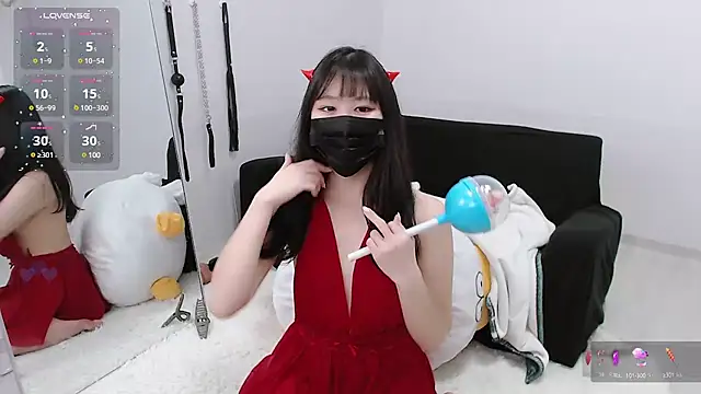 who Lilly online show from 03-14-25, 12:07