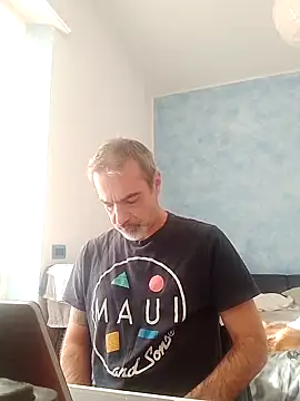 Snapshot of Marcolino183 chatting on 12-16-24, 09:35 Marcolino183 online show from 12-16-24, 09:35