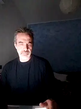 Snapshot of Marcolino183 chatting on 01-16-25, 04:18 Marcolino183 online show from 01-16-25, 04:18