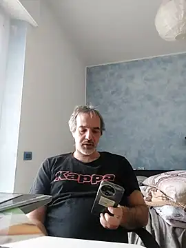 Marcolino183 online show from 02-01-26, 07:51