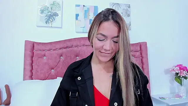 Mia Malkovaa  online show from 12-31-24, 04:25