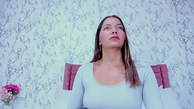 Mia Malkovaa  online show from 02-17-26, 05:08