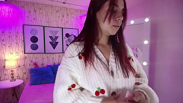 Snapshot of Gabby_evanns chatting on 12-28-24, 12:35 Gabby evanns online show from 12-28-24, 12:35