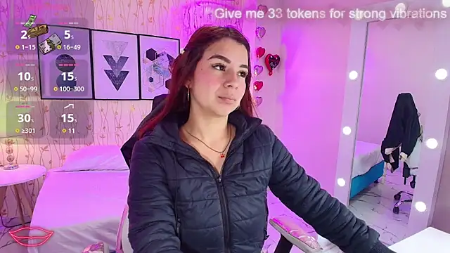 Snapshot of Gabby_evanns chatting on 03-21-25, 12:17 Gabby evanns online show from 03-21-25, 12:17