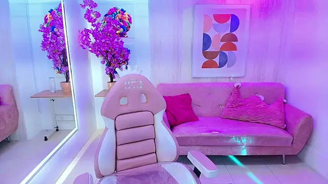 Snapshot of Gabby_evanns chatting on 09-26-25, 12:09 Gabby evanns online show from 09-26-25, 12:09