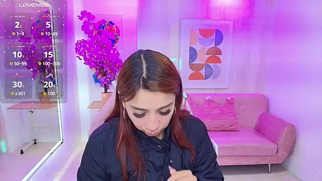 Snapshot of Gabby_evanns chatting on 10-23-25, 11:42 Gabby evanns online show from 10-23-25, 11:42