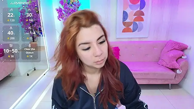 Snapshot of Gabby_evanns chatting on 11-14-25, 12:04 Gabby evanns online show from 11-14-25, 12:04