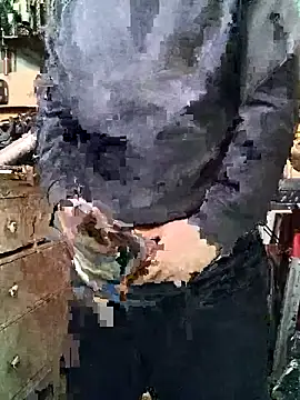 Snapshot of adre84s chatting on 02-03-25, 05:03 adre84s online show from 02-03-25, 05:03