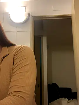 WhiteWomen online show from 11-18-25, 11:37